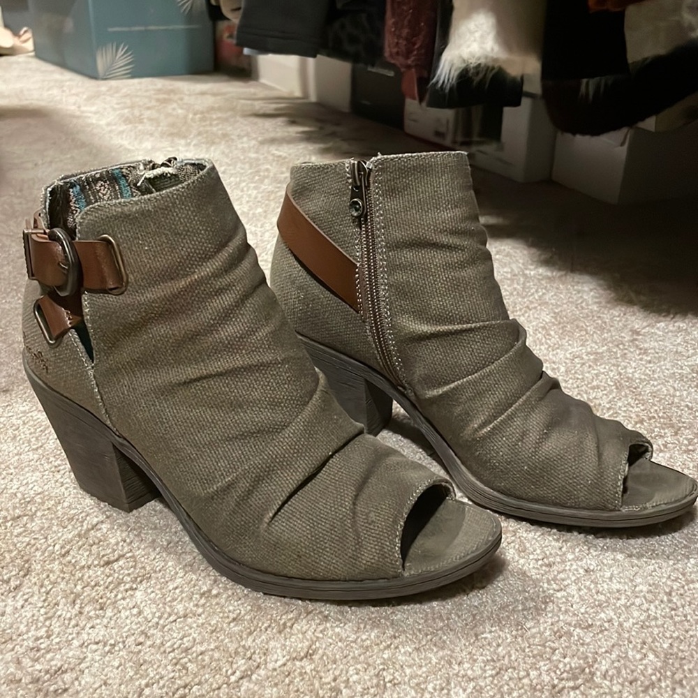 Adorable Blowfish Buckled Open toe heeled boots